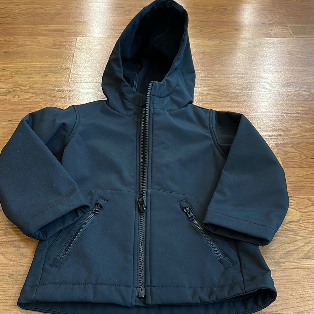 Gap toddler lightweight jacket size 3T. Insulated lining with hoodie.